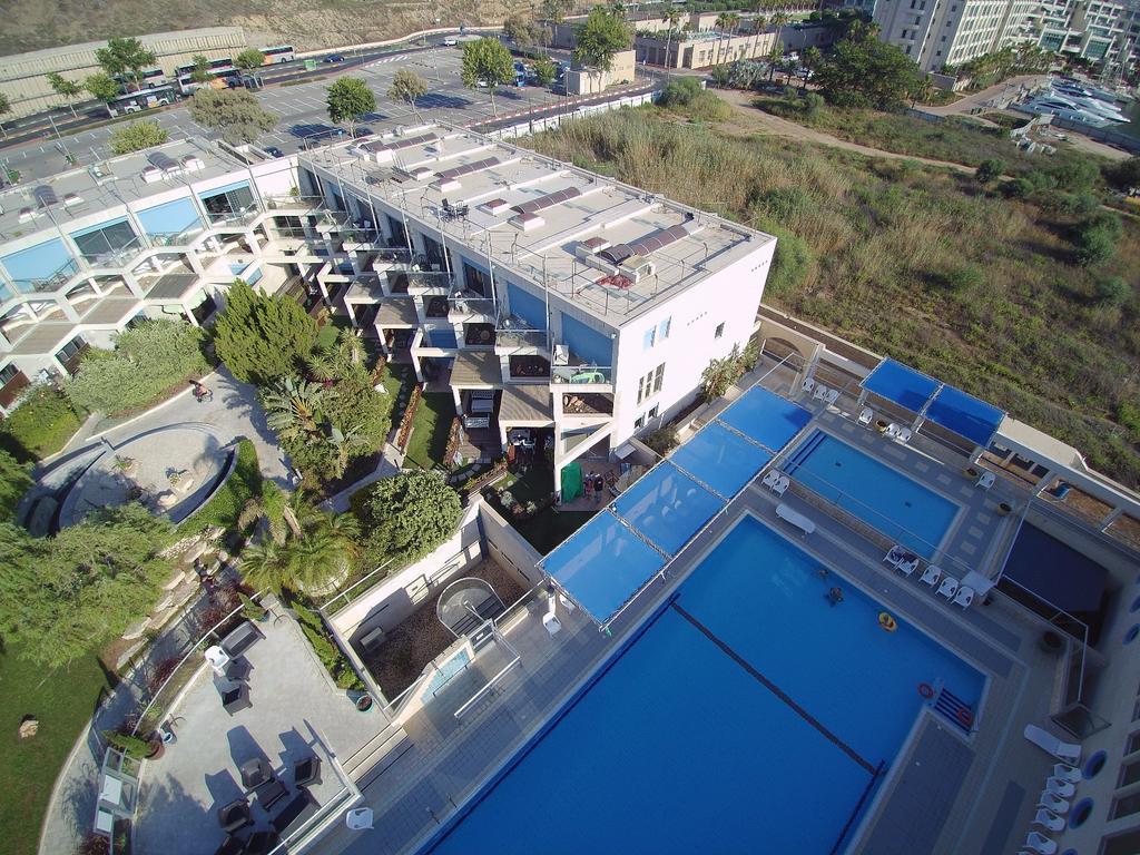Israel Marina Village, Garden Vacation Apartment Herzelia
